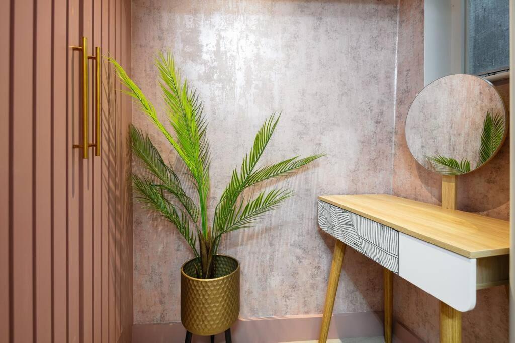 1Lsr - High-End Luxury 2 Bed Designer Apartment Londen Buitenkant foto