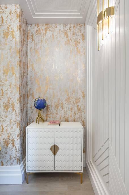 1Lsr - High-End Luxury 2 Bed Designer Apartment Londen Buitenkant foto