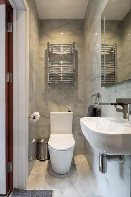 1Lsr - High-End Luxury 2 Bed Designer Apartment Londen Buitenkant foto